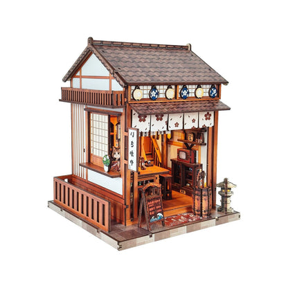 Wood Wine House - Mini Book Nook Kit