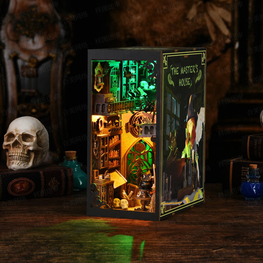 Mysterious Magic Potion - Book Nook Kit
